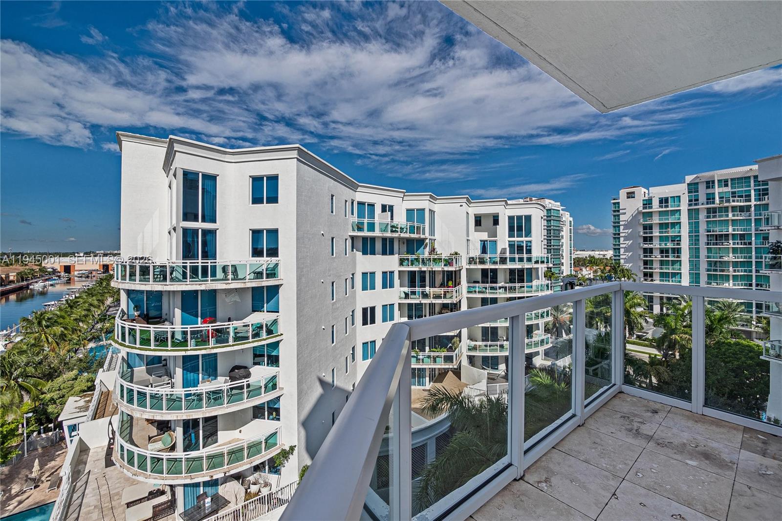 3030 NE 188 st #608, Aventura FL 33180