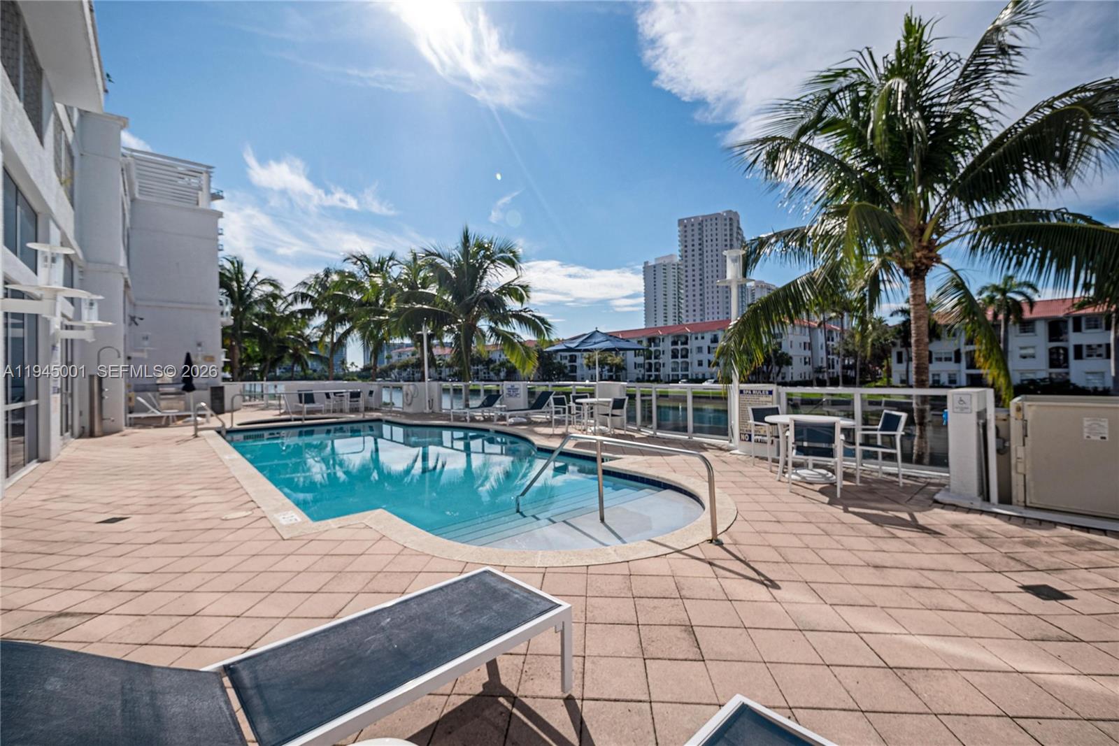 3030 NE 188 st #608, Aventura FL 33180