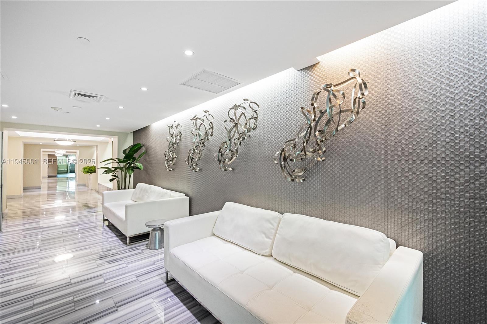 3030 NE 188 st #608, Aventura FL 33180