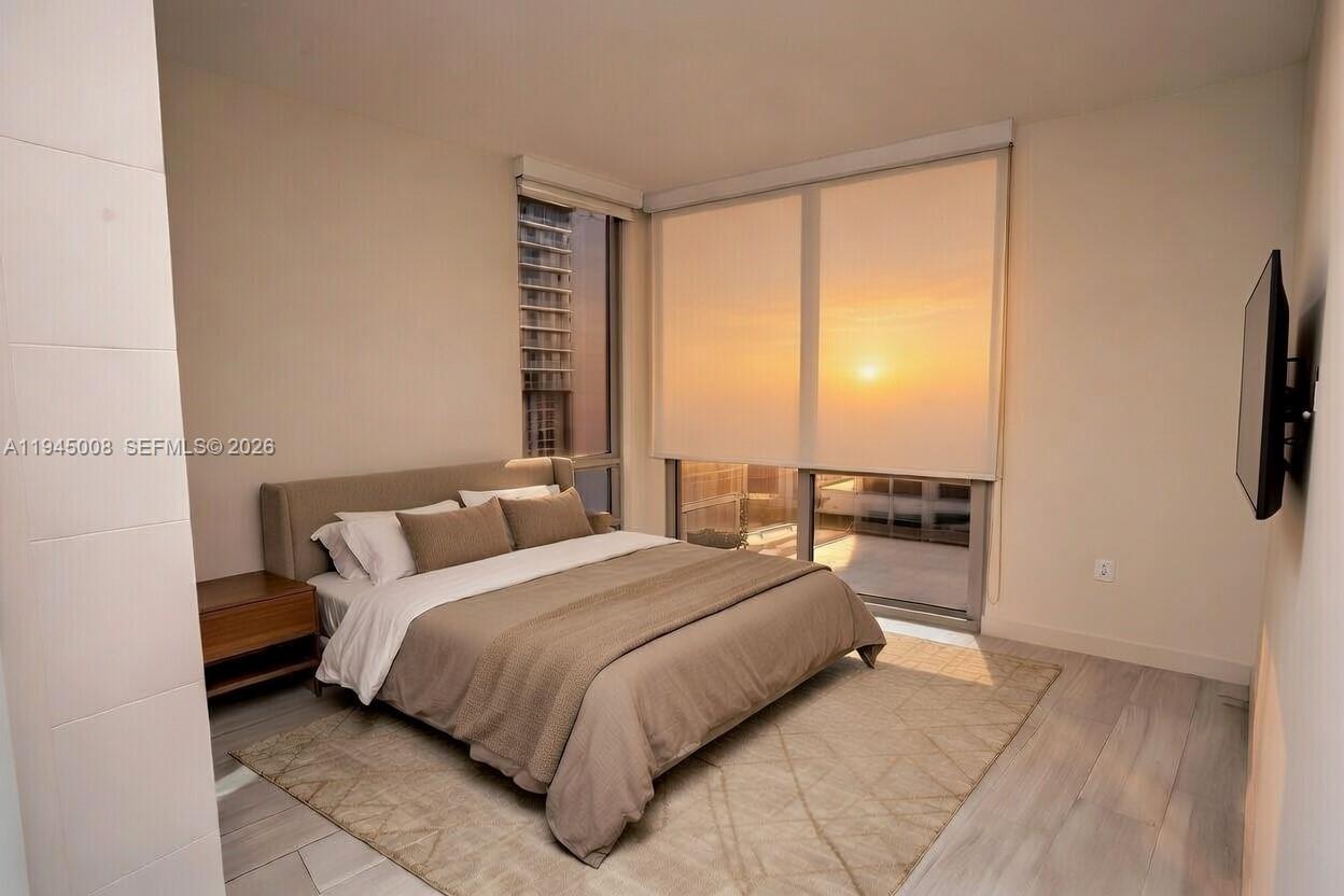 1010 SW 2nd Ave #1703, Miami FL 33130