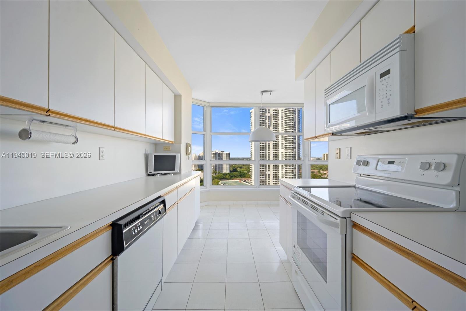 19101 NE 36th Ct #2006, Aventura FL 33180