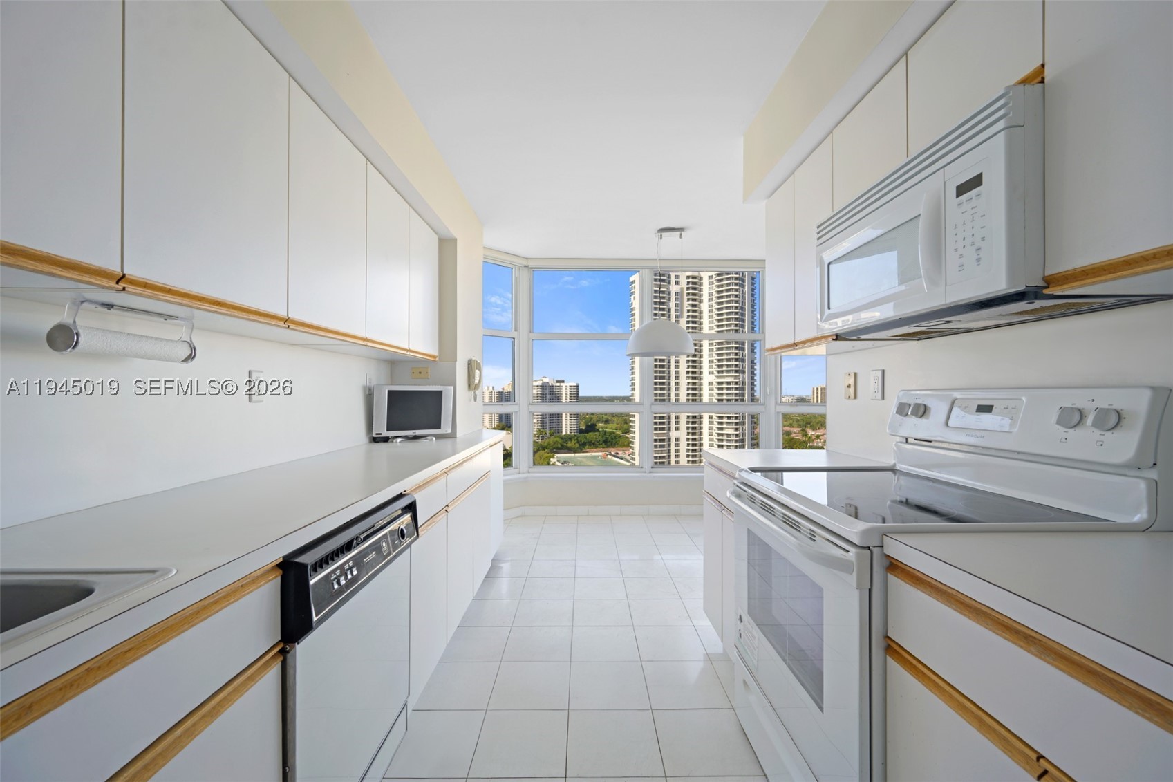 19101 NE 36th Ct #2006, Aventura FL 33180