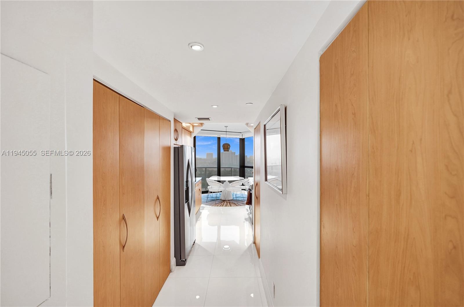 20281 E Country Club Dr #1002, Aventura FL 33180