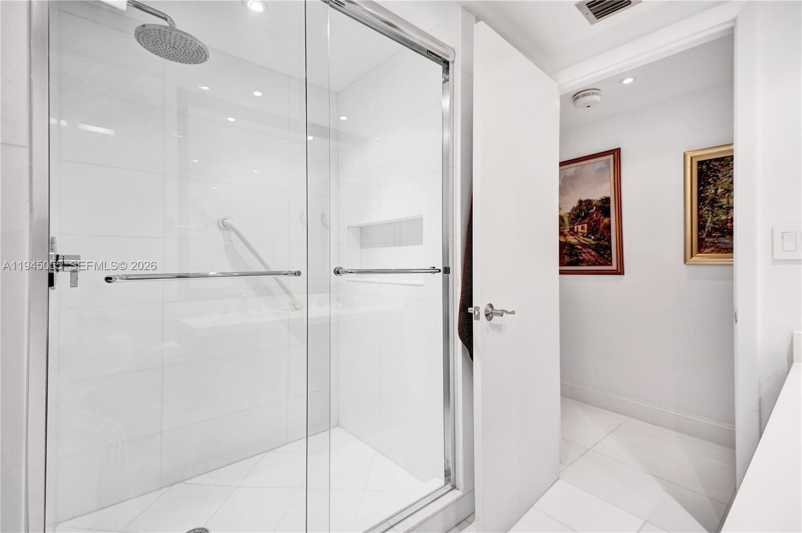 20281 E Country Club Dr #1002, Aventura FL 33180
