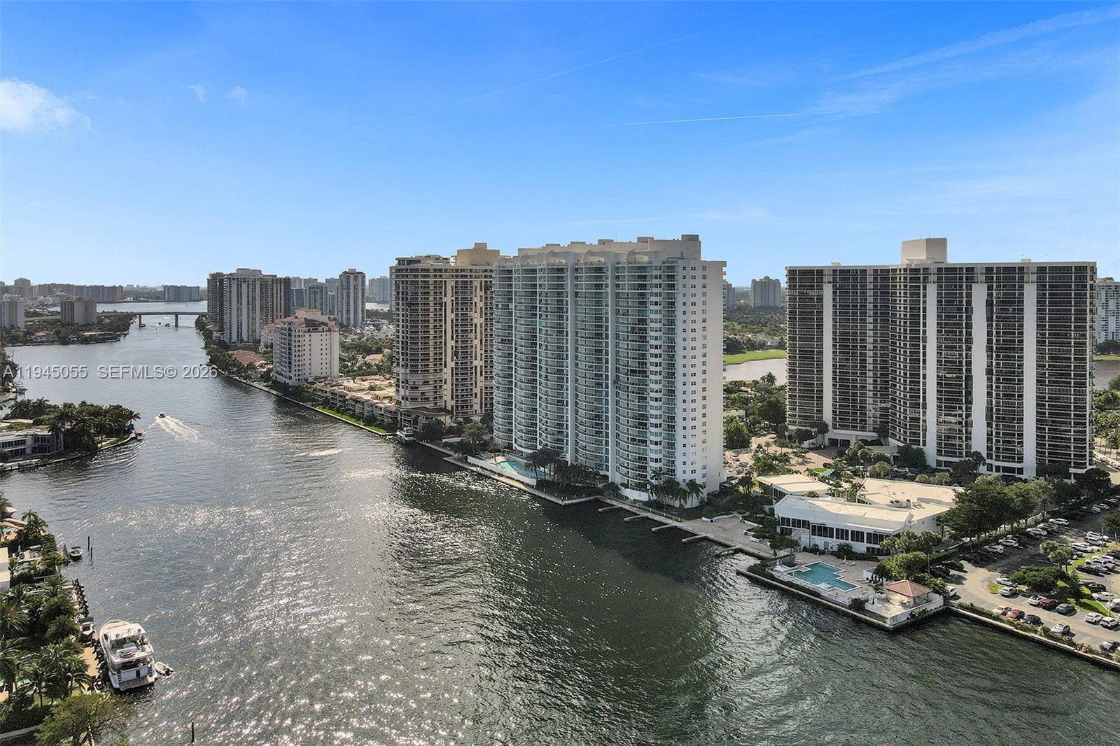 20281 E Country Club Dr #1002, Aventura FL 33180