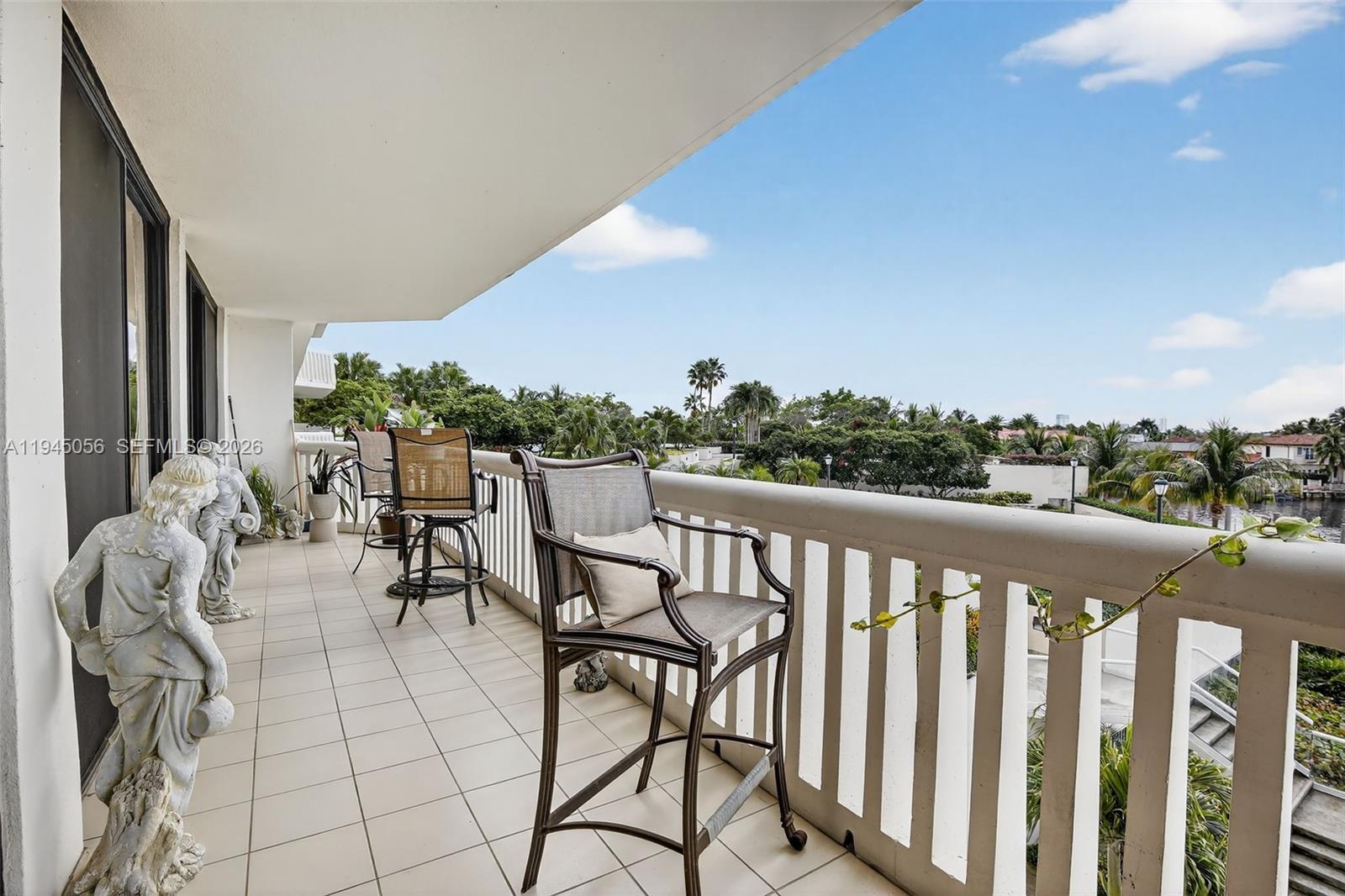 1000 Island Blvd #312, Aventura FL 33160