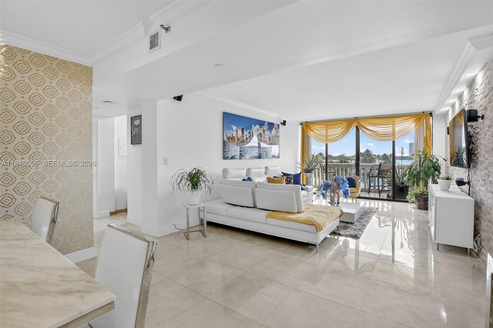 1000 Island Blvd #312, Aventura FL 33160