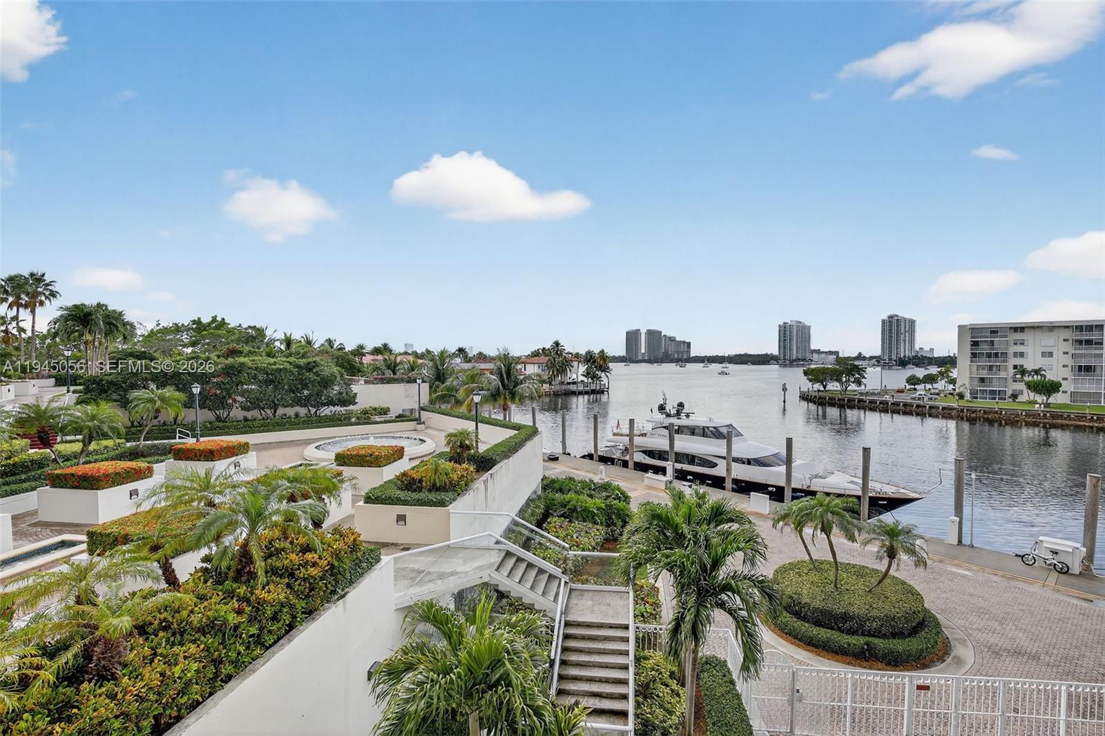 1000 Island Blvd #312, Aventura FL 33160