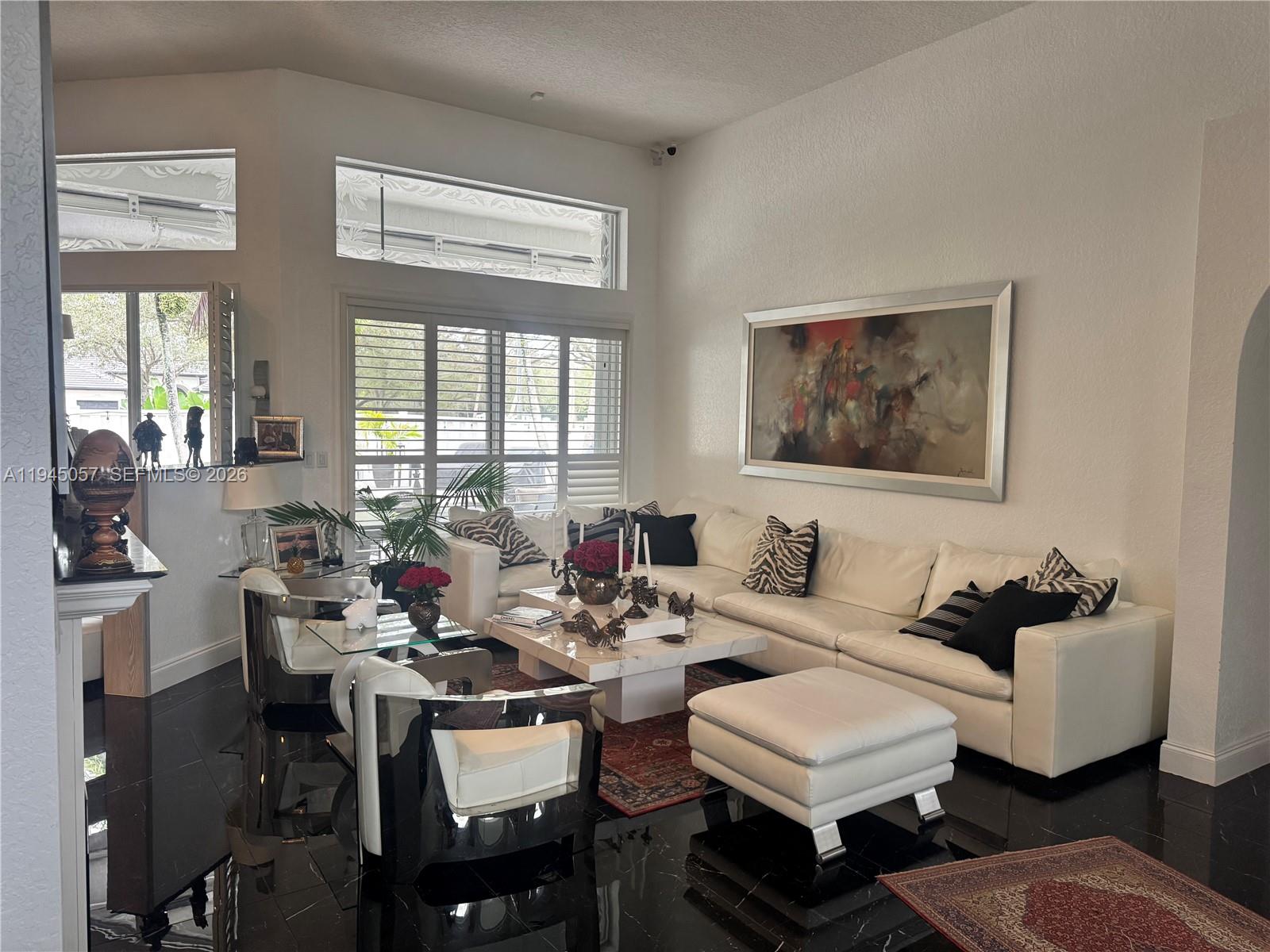 13707 NW 21st St, Pembroke Pines FL 33028