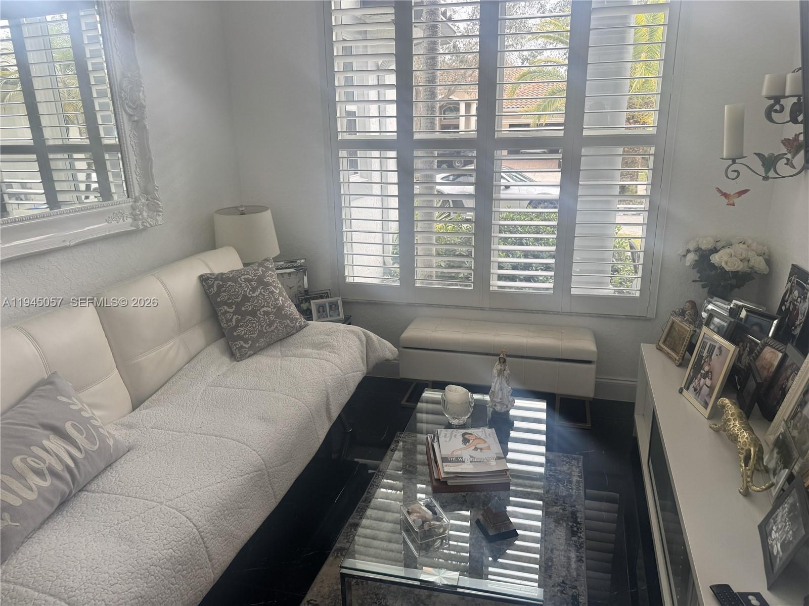 13707 NW 21st St, Pembroke Pines FL 33028
