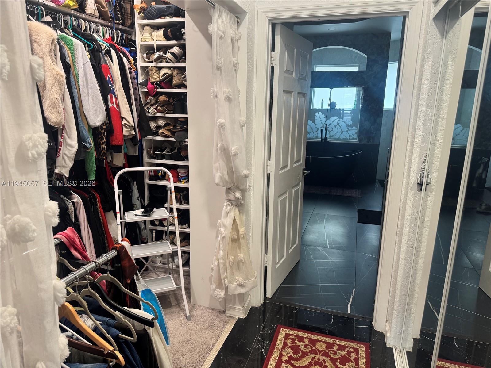13707 NW 21st St, Pembroke Pines FL 33028