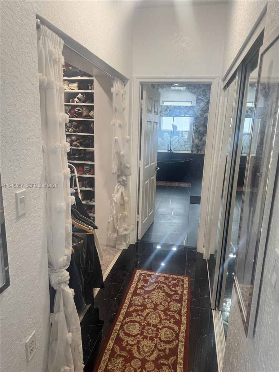 13707 NW 21st St, Pembroke Pines FL 33028