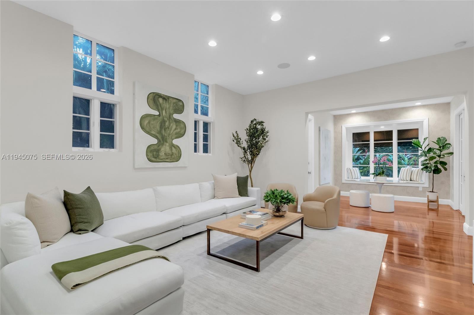 7426 SW 49th Pl, Miami FL 33143