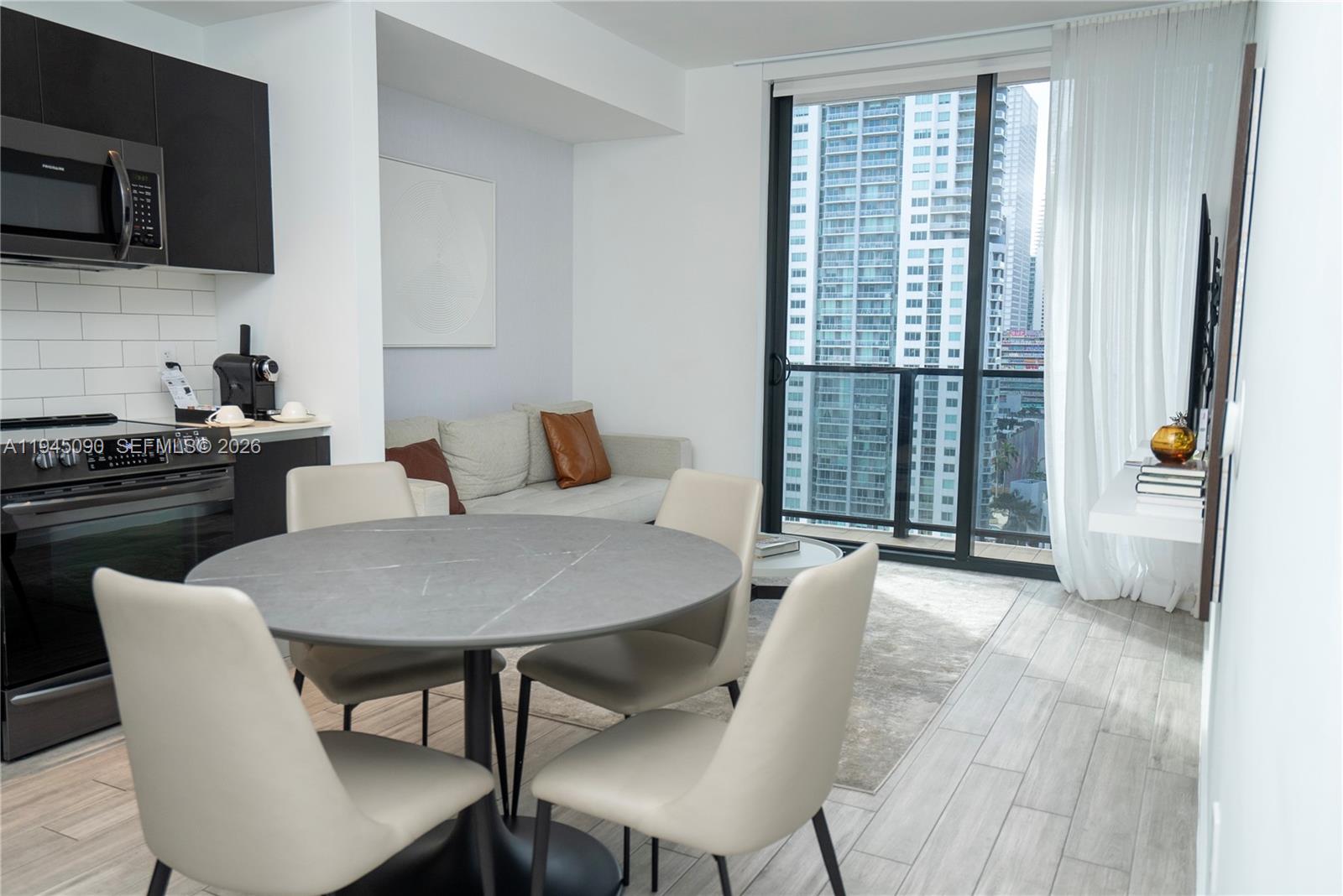 398 NE 5th St #1617, Miami FL 33132