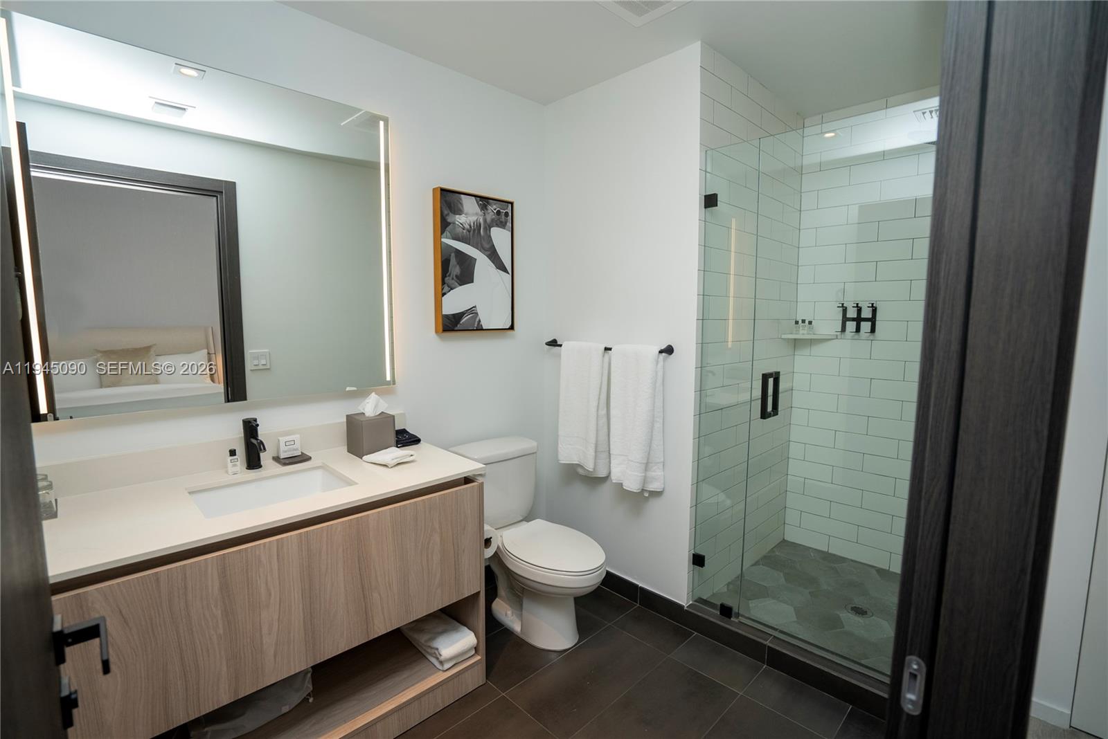 398 NE 5th St #1617, Miami FL 33132