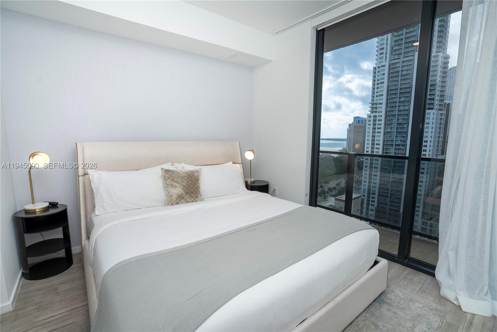 398 NE 5th St #1617, Miami FL 33132