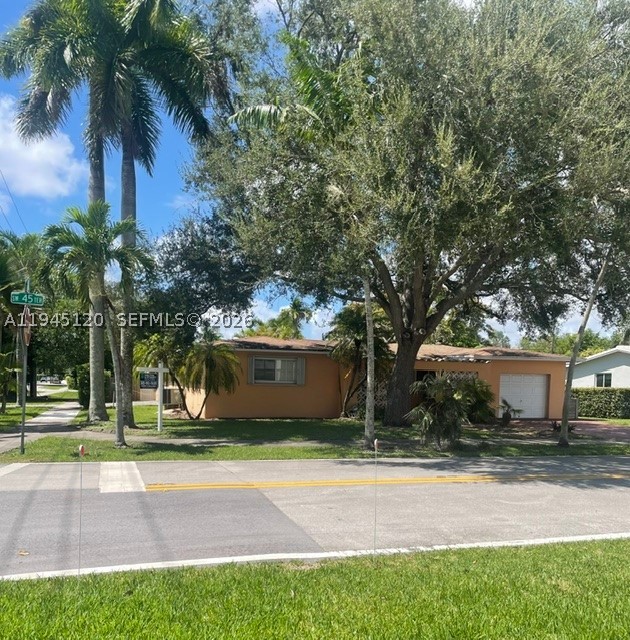5700 SW 45th Ter, Miami FL 33155