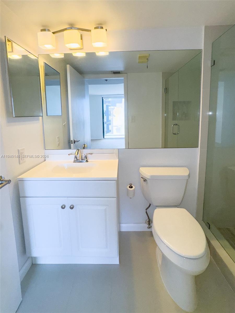540 Brickell Key Dr #1201, Miami FL 33131