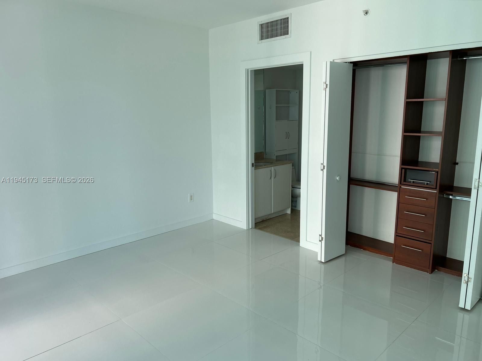 1331 Brickell Bay Dr #4107, Miami FL 33131