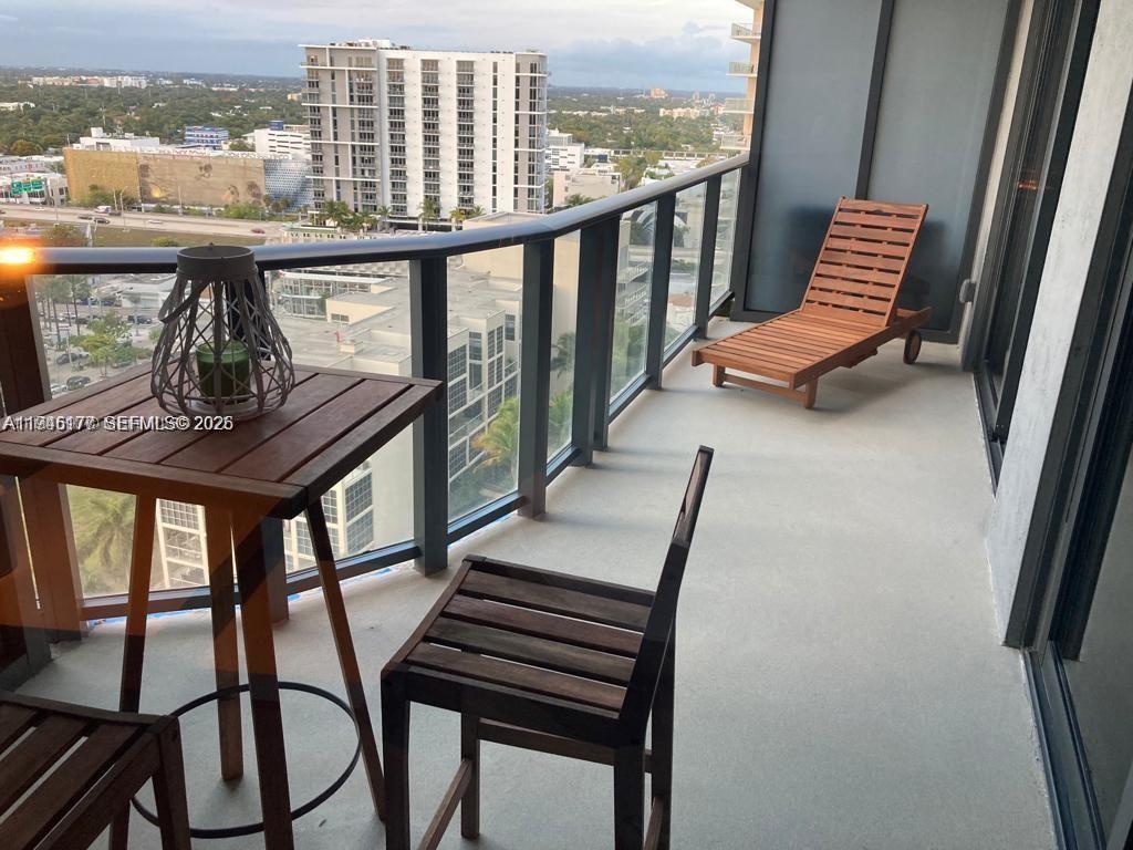 121 NE 34th St #1914, Miami FL 33137