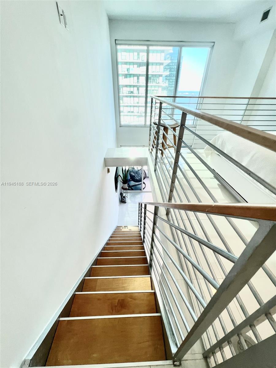 60 SW 13th St #2806, Miami FL 33130