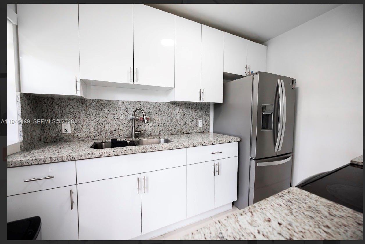 3135 NW 18th St, Miami FL 33125