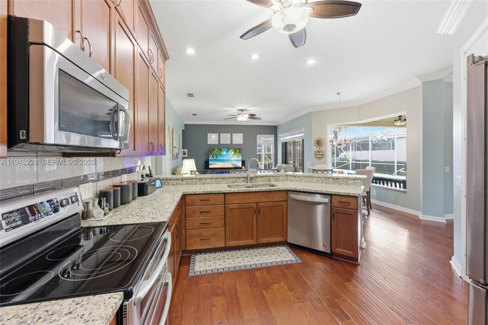 7646 Red River Rd, West Palm Beach FL 33411