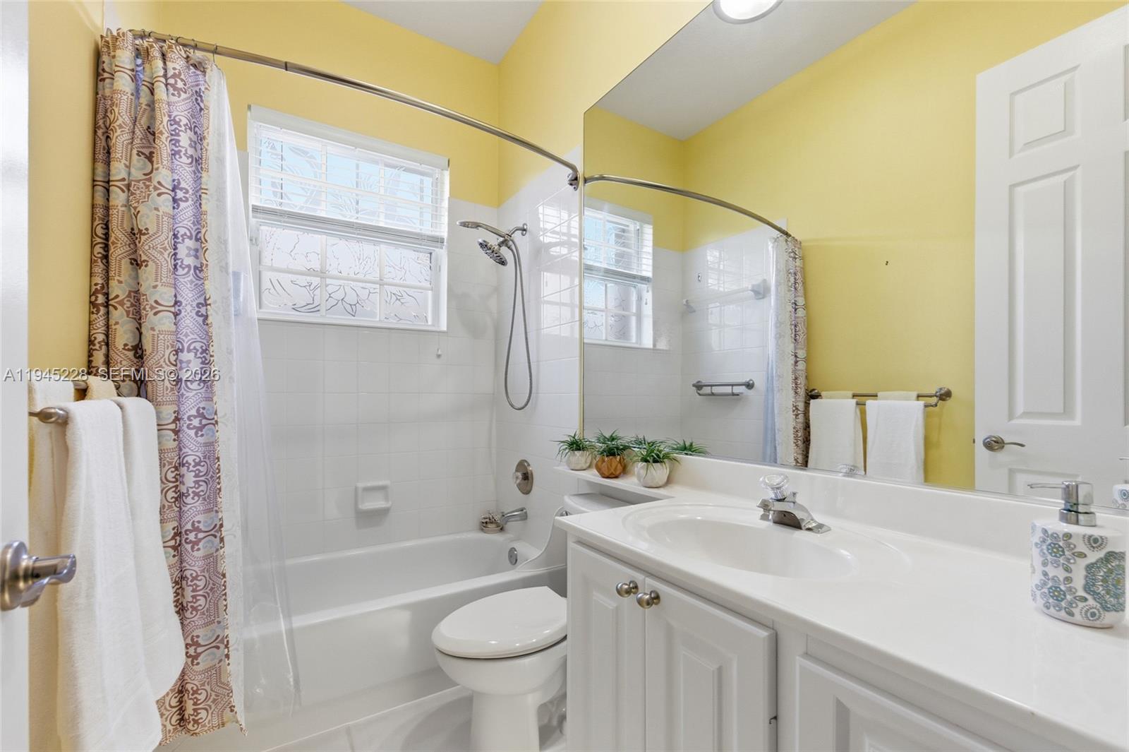 7646 Red River Rd, West Palm Beach FL 33411