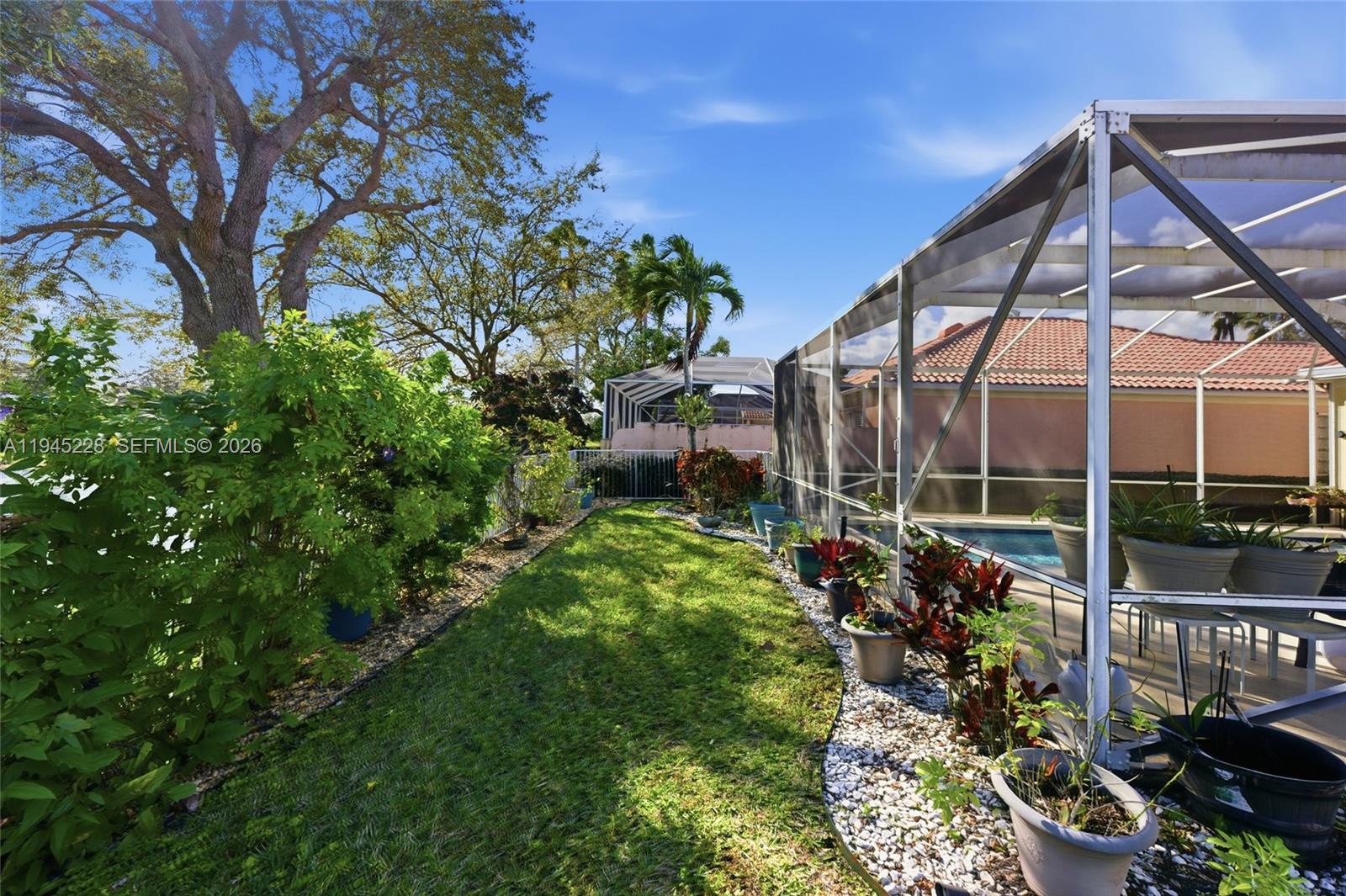 7646 Red River Rd, West Palm Beach FL 33411