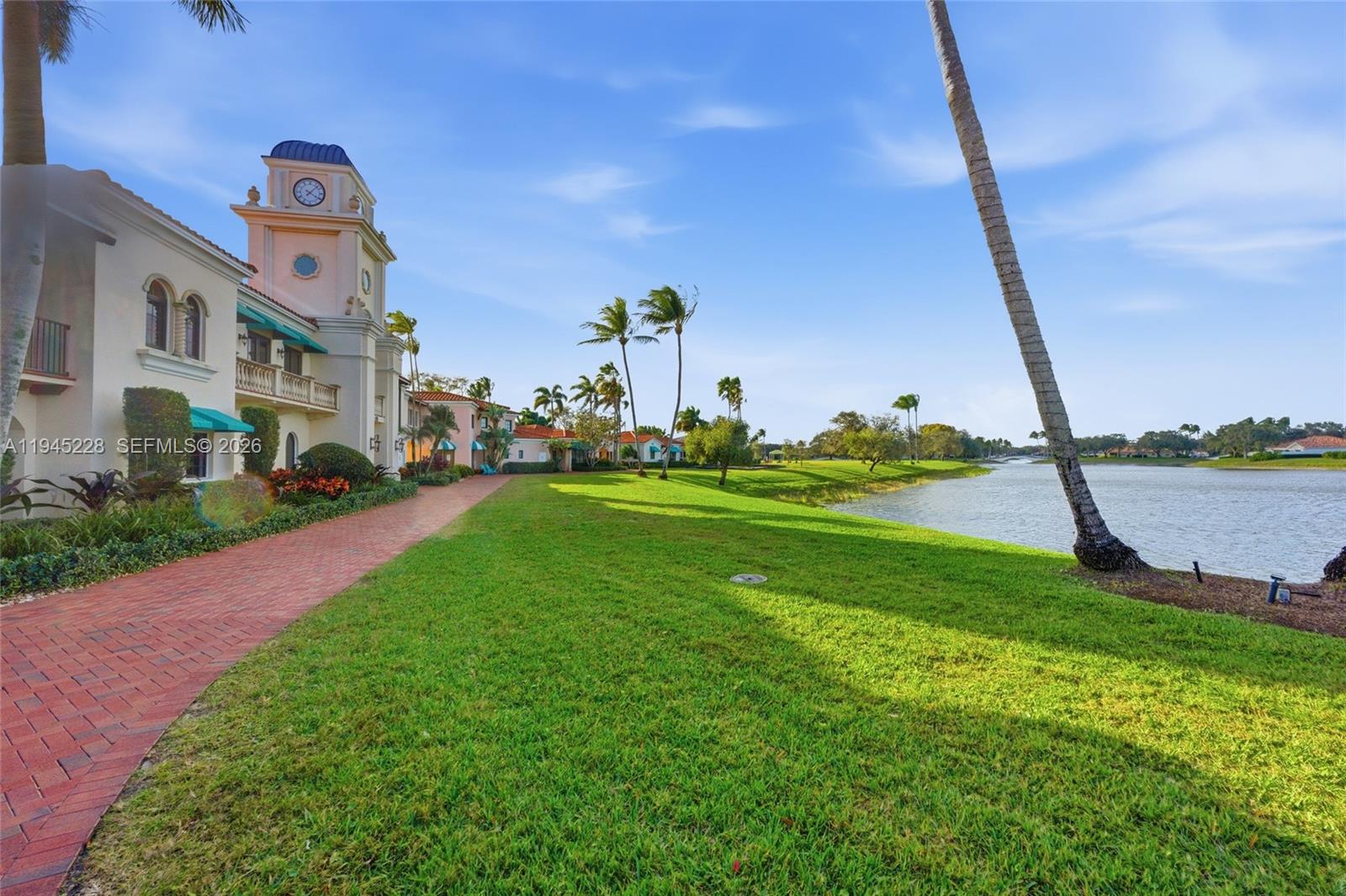 7646 Red River Rd, West Palm Beach FL 33411