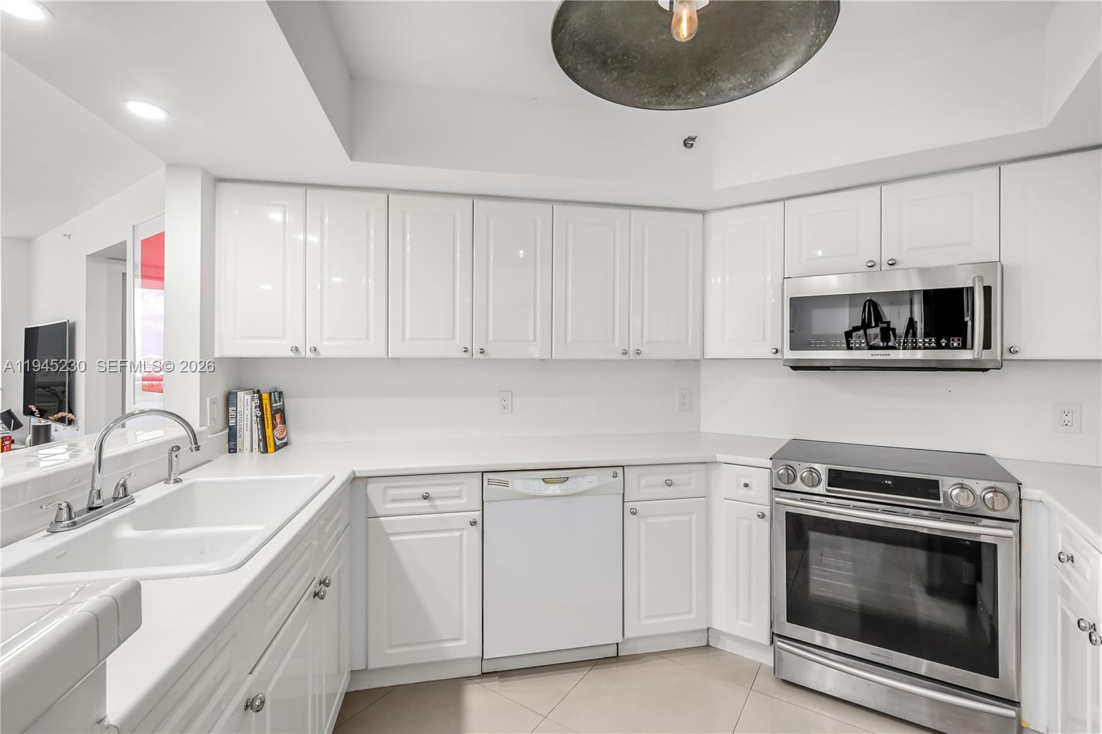 1800 Sunset Harbour Dr #2203, Miami Beach FL 33139