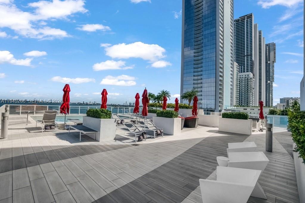 601 NE 27th St #1505, Miami FL 33137