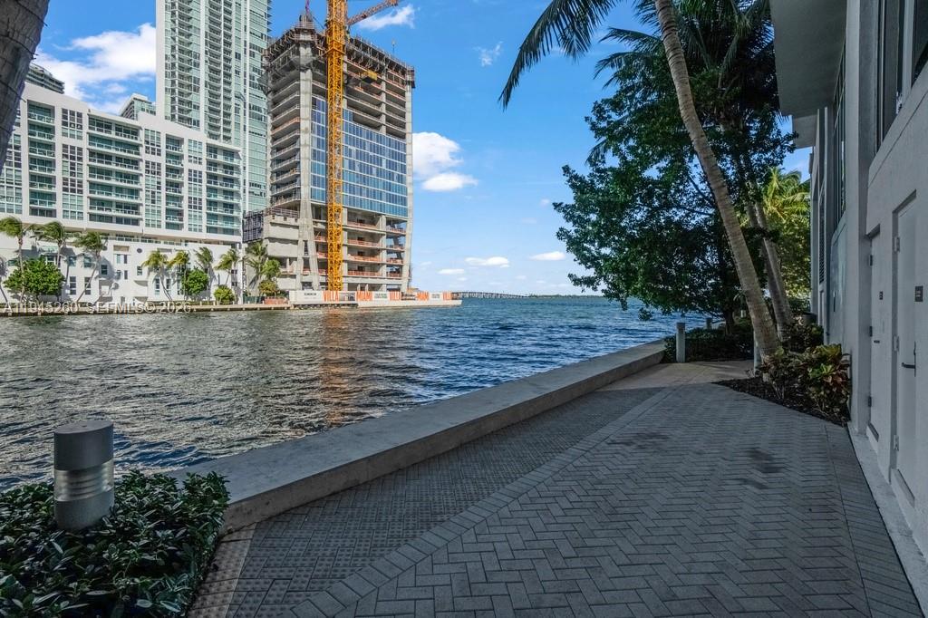 601 NE 27th St #1505, Miami FL 33137