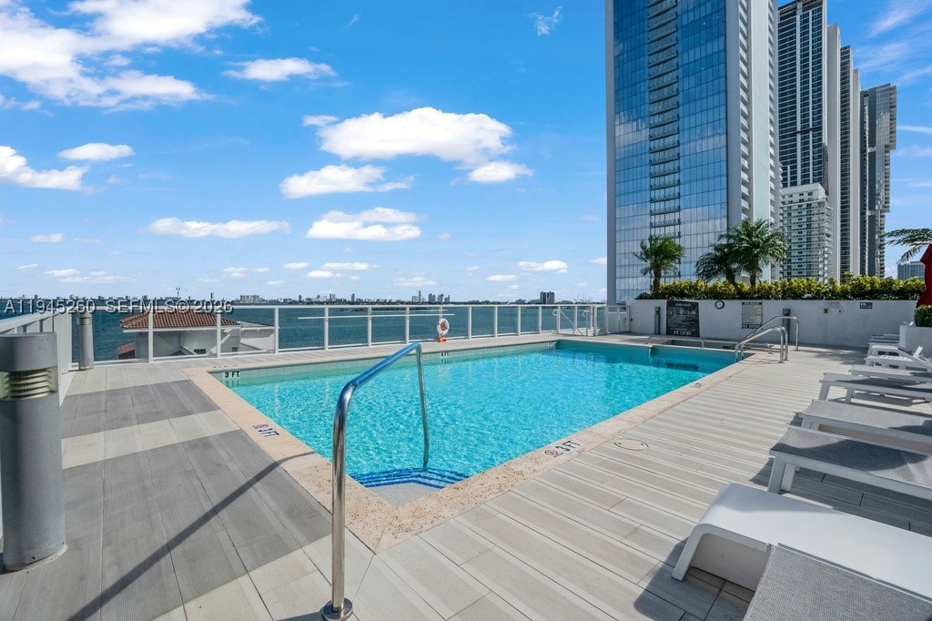 601 NE 27th St #1505, Miami FL 33137