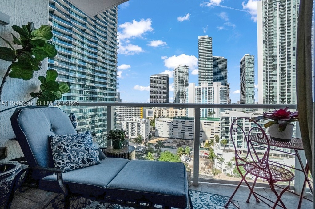601 NE 27th St #1505, Miami FL 33137