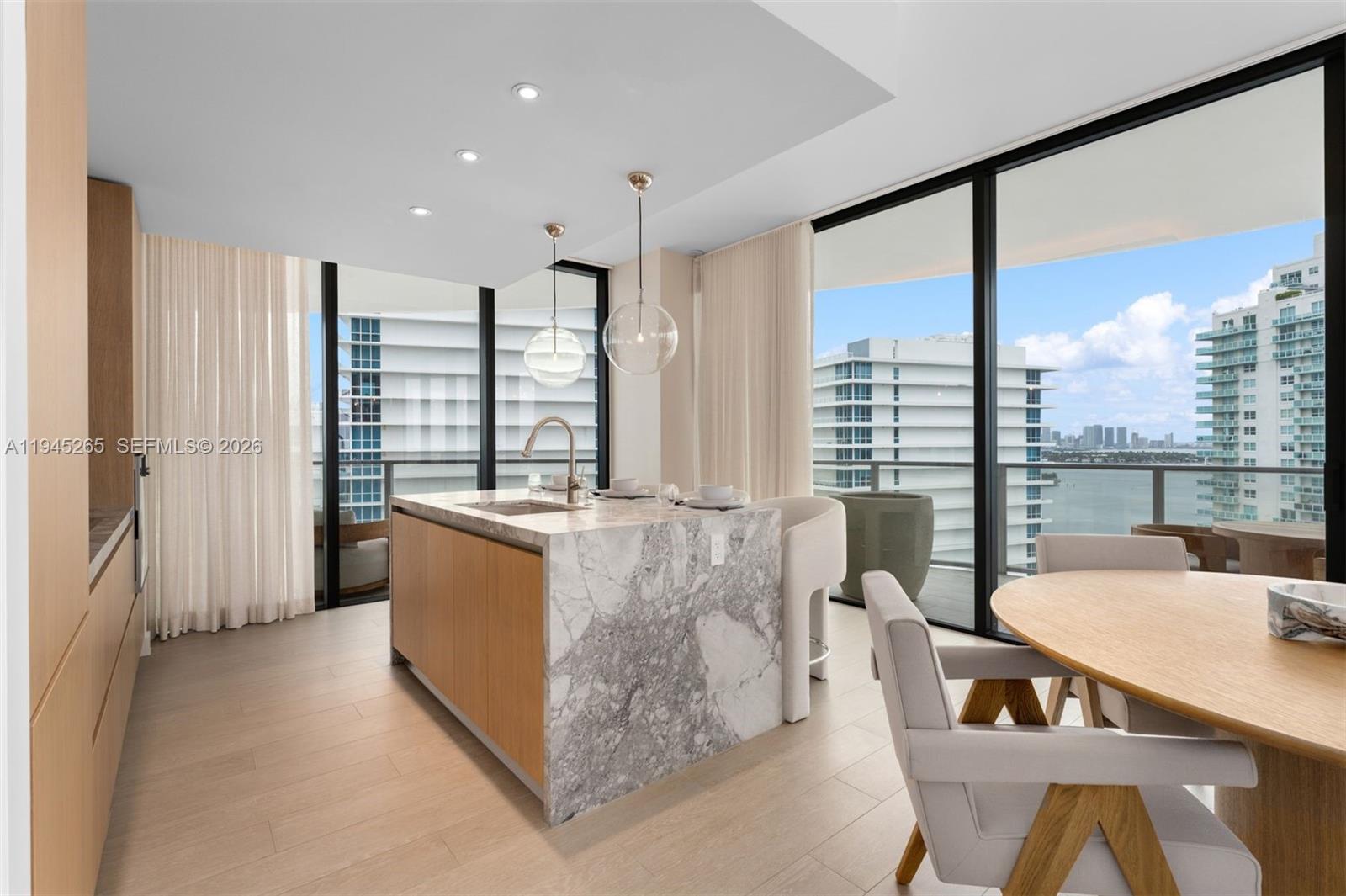 500 Alton Rd #2105, Miami Beach FL 33139