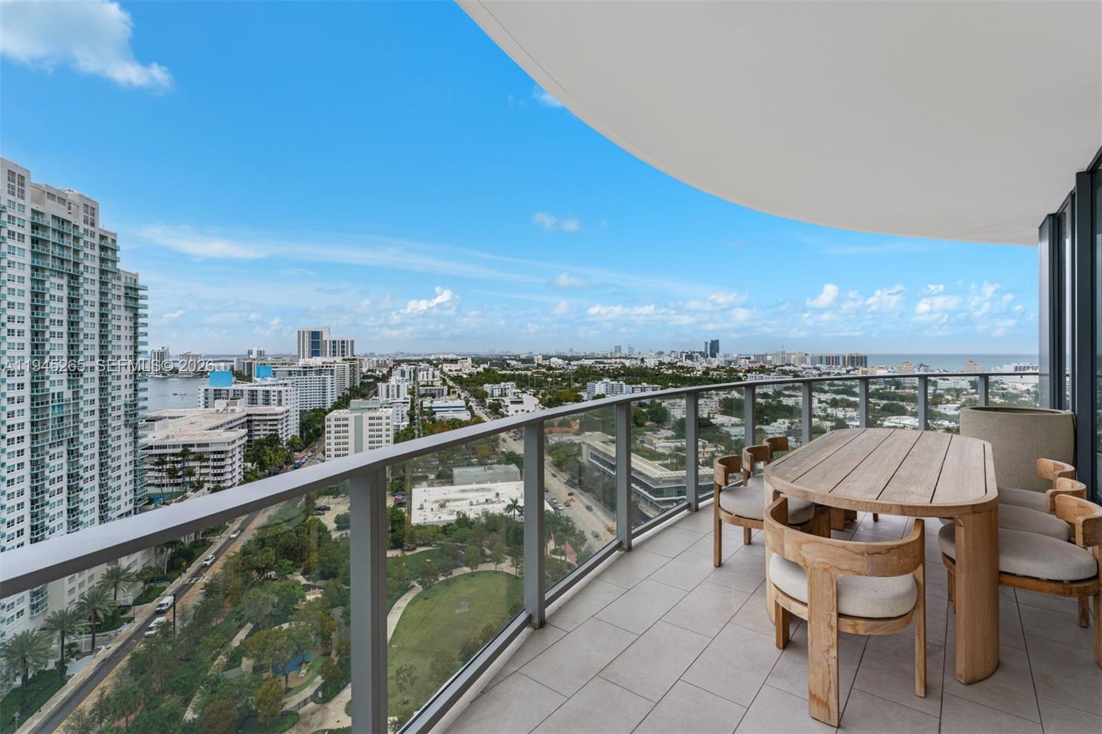 500 Alton Rd #2105, Miami Beach FL 33139