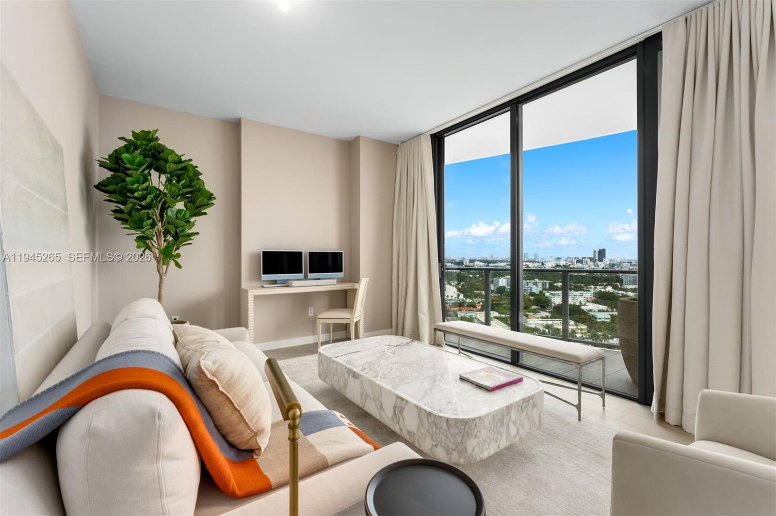 500 Alton Rd #2105, Miami Beach FL 33139