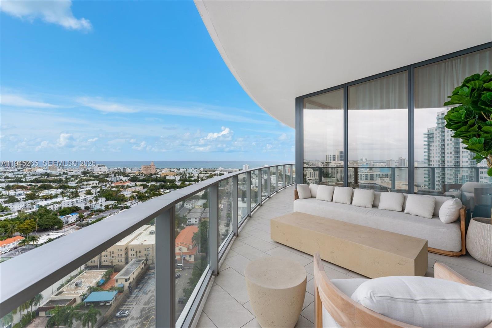 500 Alton Rd #2105, Miami Beach FL 33139