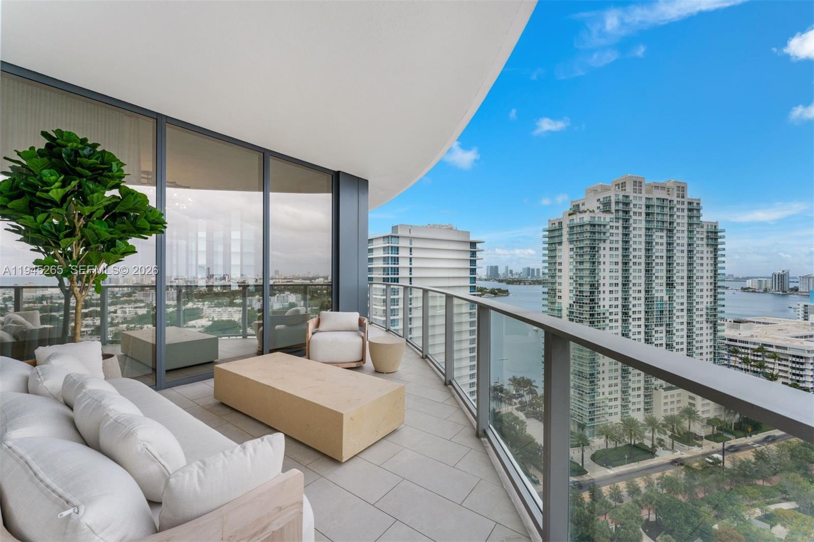 500 Alton Rd #2105, Miami Beach FL 33139