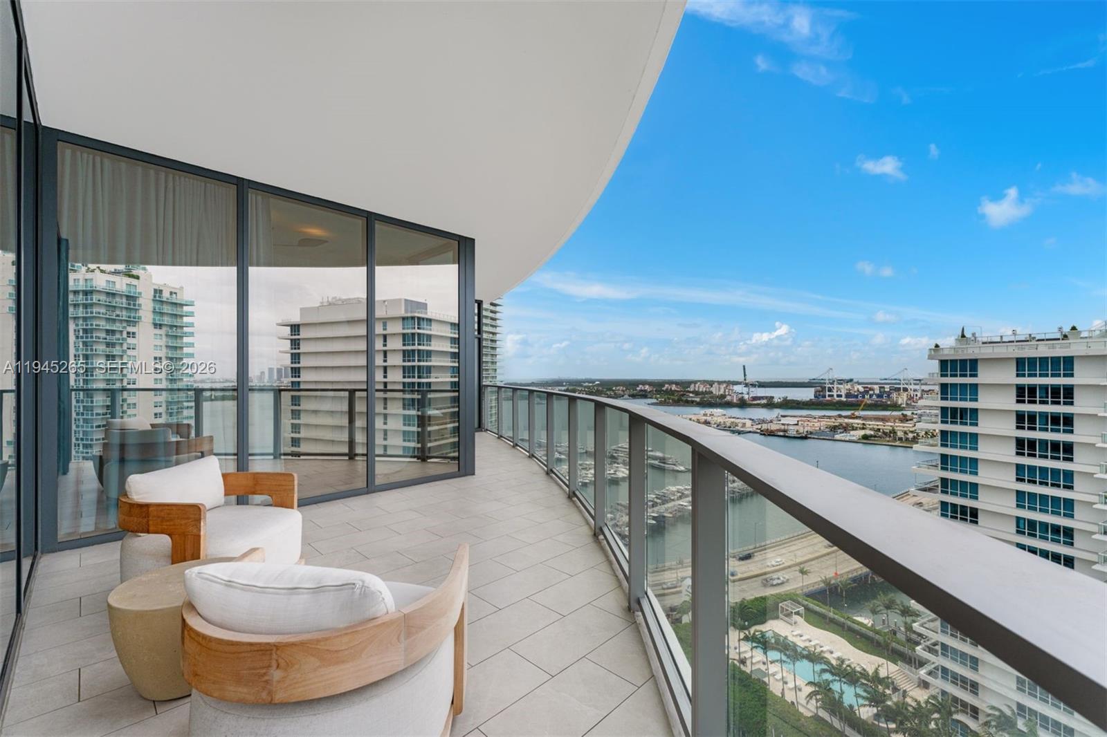 500 Alton Rd #2105, Miami Beach FL 33139