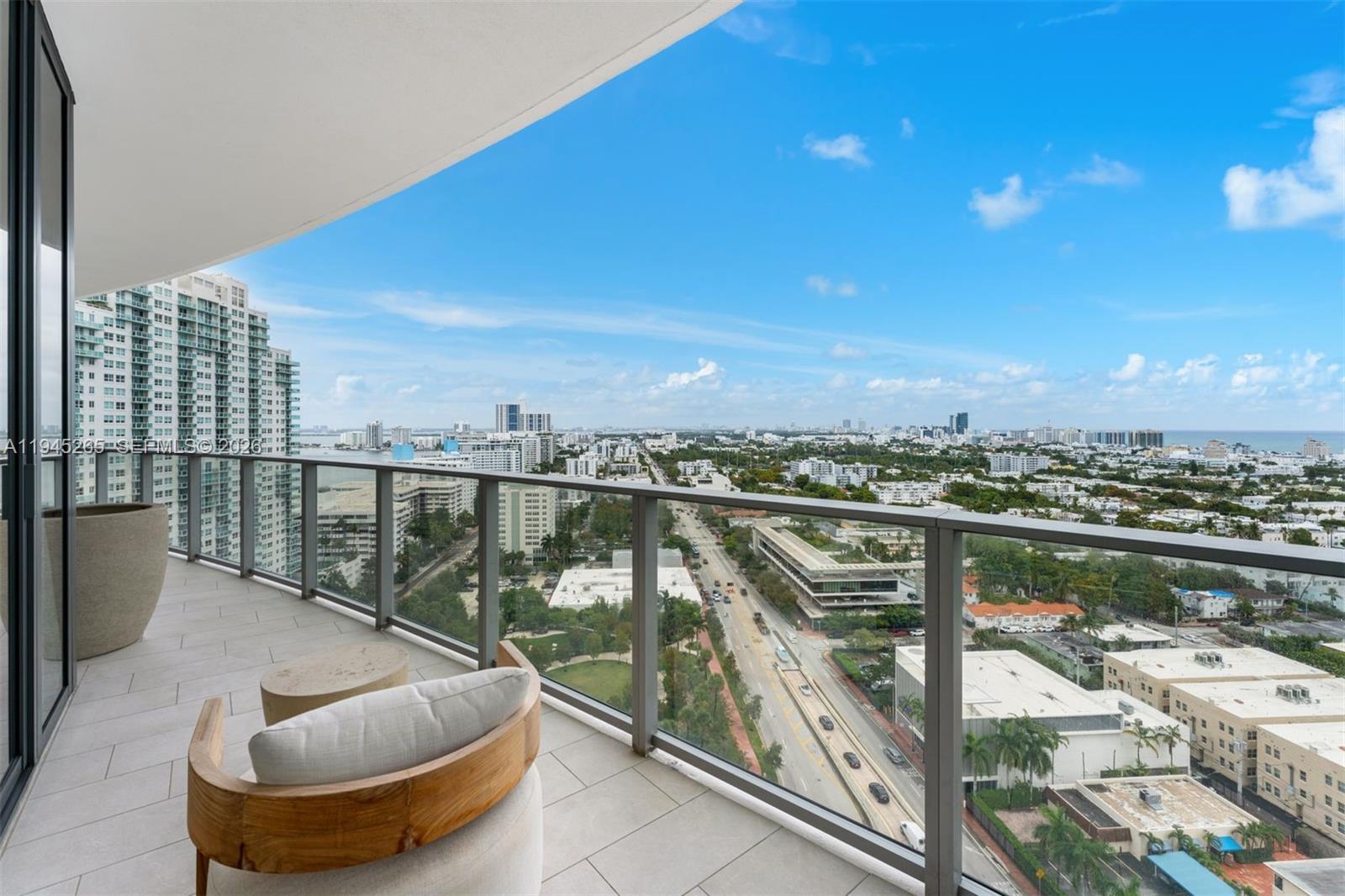 500 Alton Rd #2105, Miami Beach FL 33139