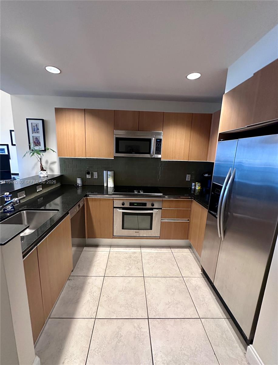 1060 Brickell Ave #2415, Miami FL 33131