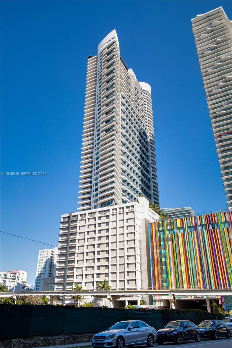 60 SW 13th St #5012, Miami FL 33130
