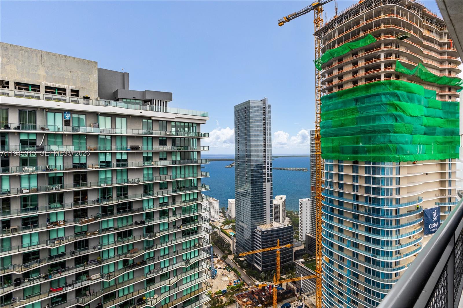 60 SW 13th St #5012, Miami FL 33130