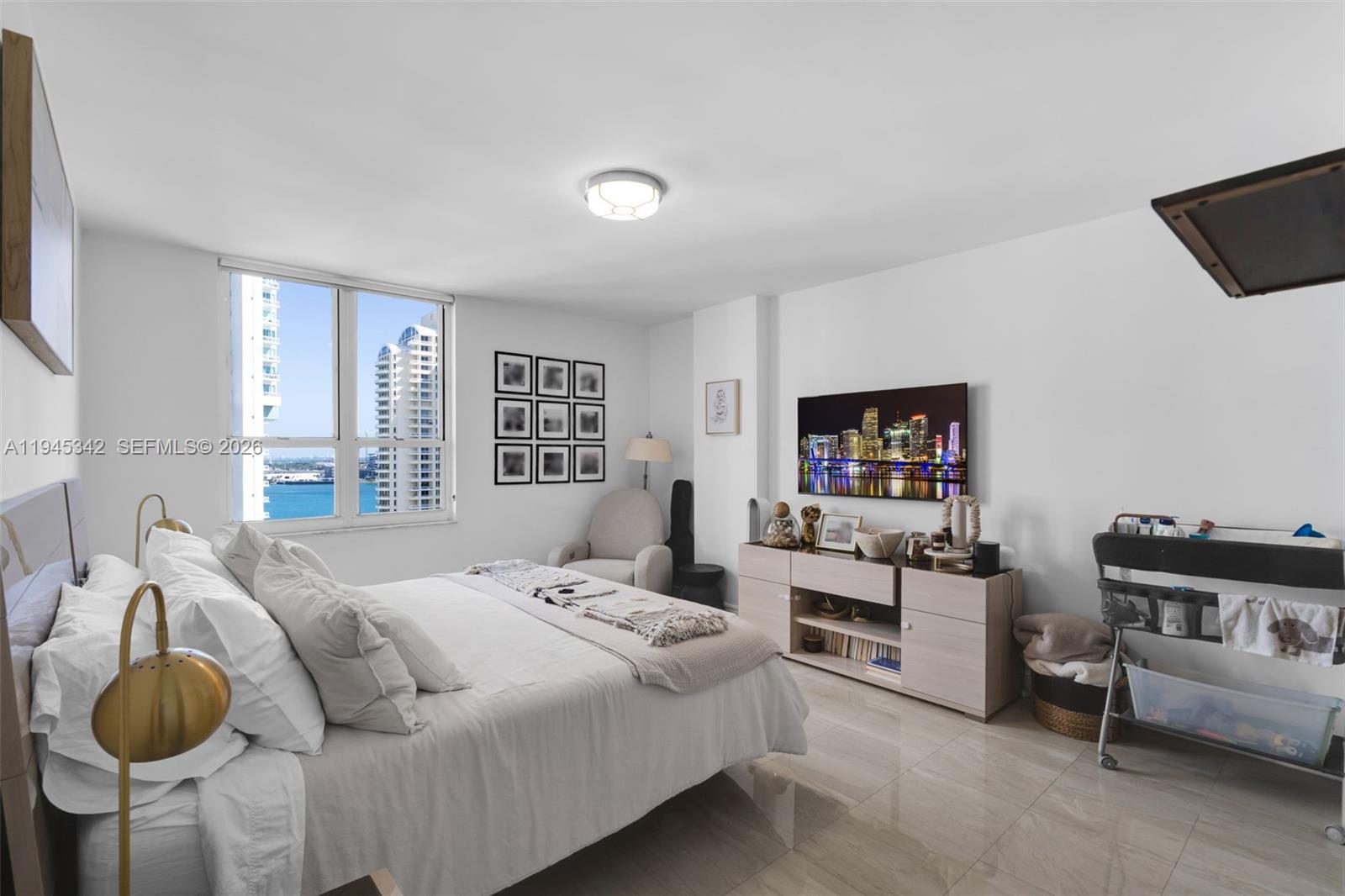 701 Brickell Key Blvd #1606, Miami FL 33131