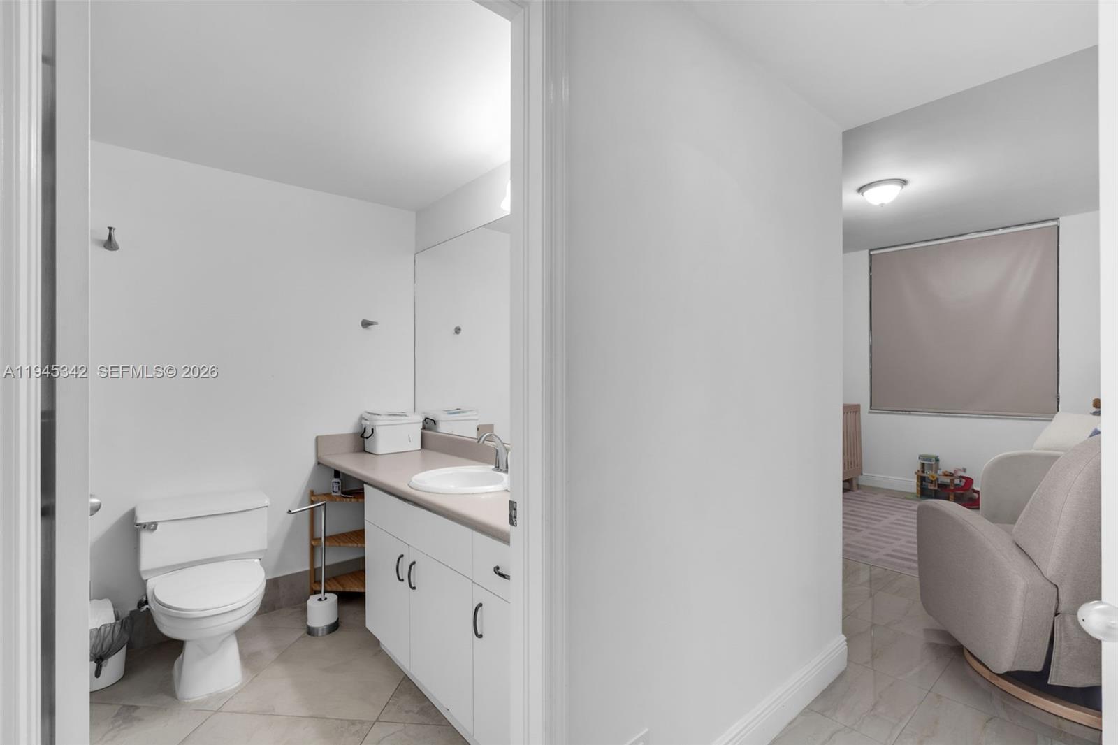 701 Brickell Key Blvd #1606, Miami FL 33131
