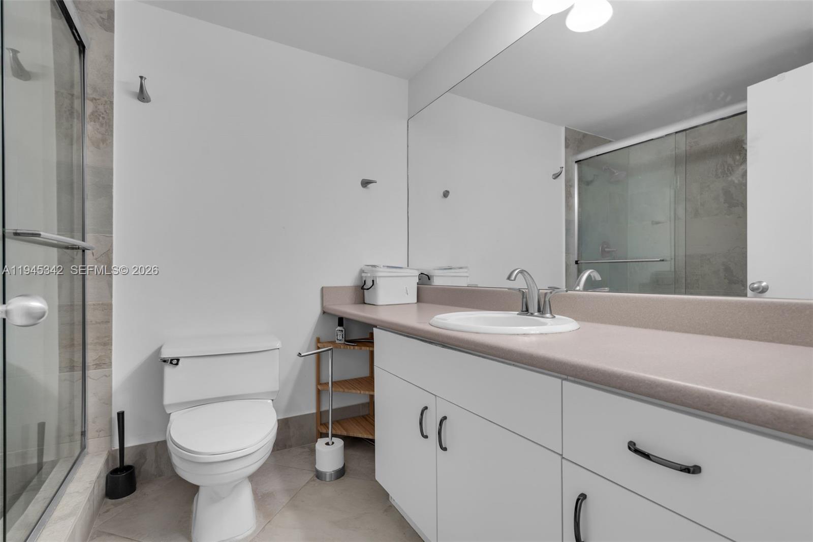 701 Brickell Key Blvd #1606, Miami FL 33131