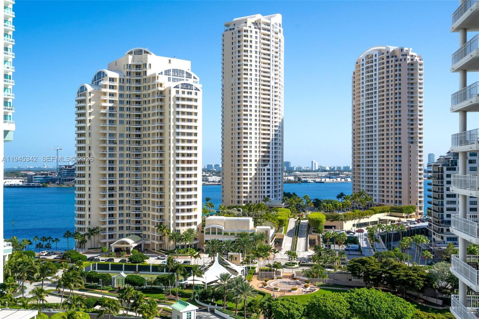 701 Brickell Key Blvd #1606, Miami FL 33131