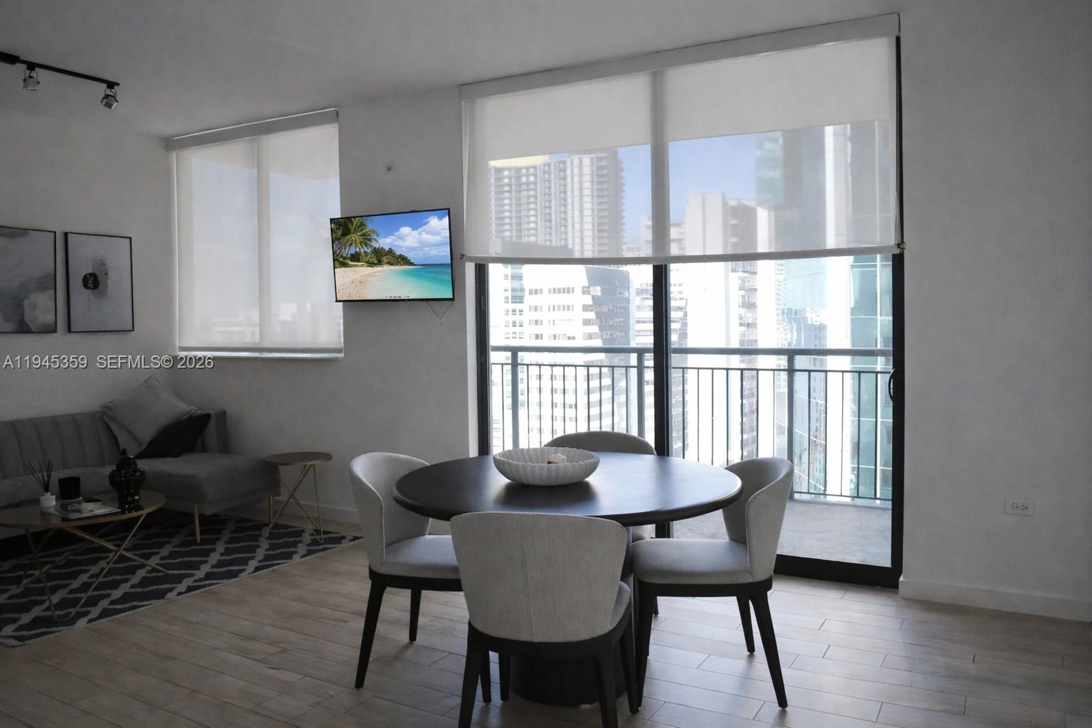 999 SW 1st Ave #2214, Miami FL 33130
